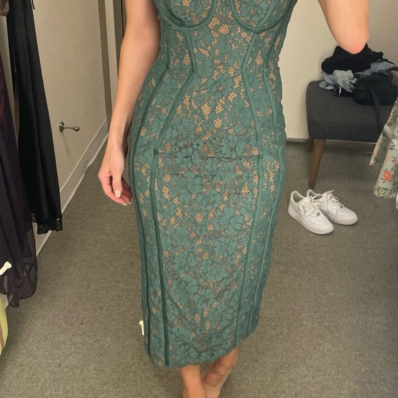 House of CB Dresses House Of Cb Joelle Lace Underwire Midi Cocktail